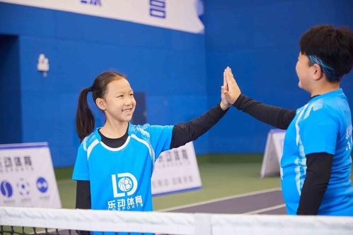 中国羽毛球：乐动体育成就辉煌历史与未来