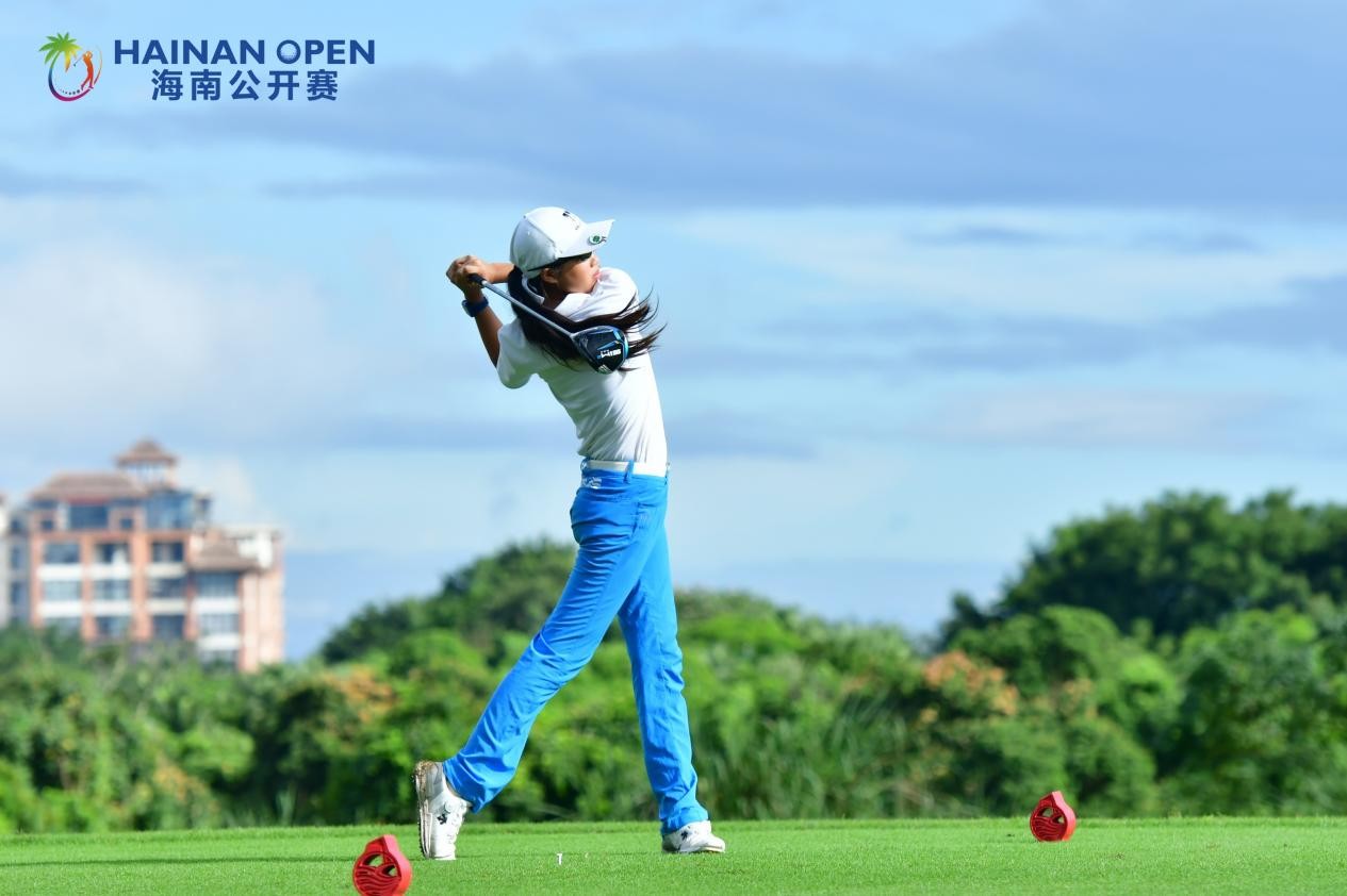 2023海南高尔夫球公开赛业余锦标赛收杆 辛弥、严和平分获男女冠军